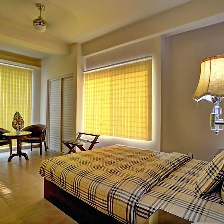 La Rose Hotel Sylhet Buitenkant foto