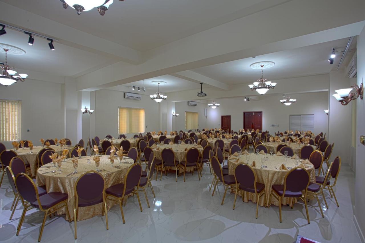 La Rose Hotel Sylhet Buitenkant foto