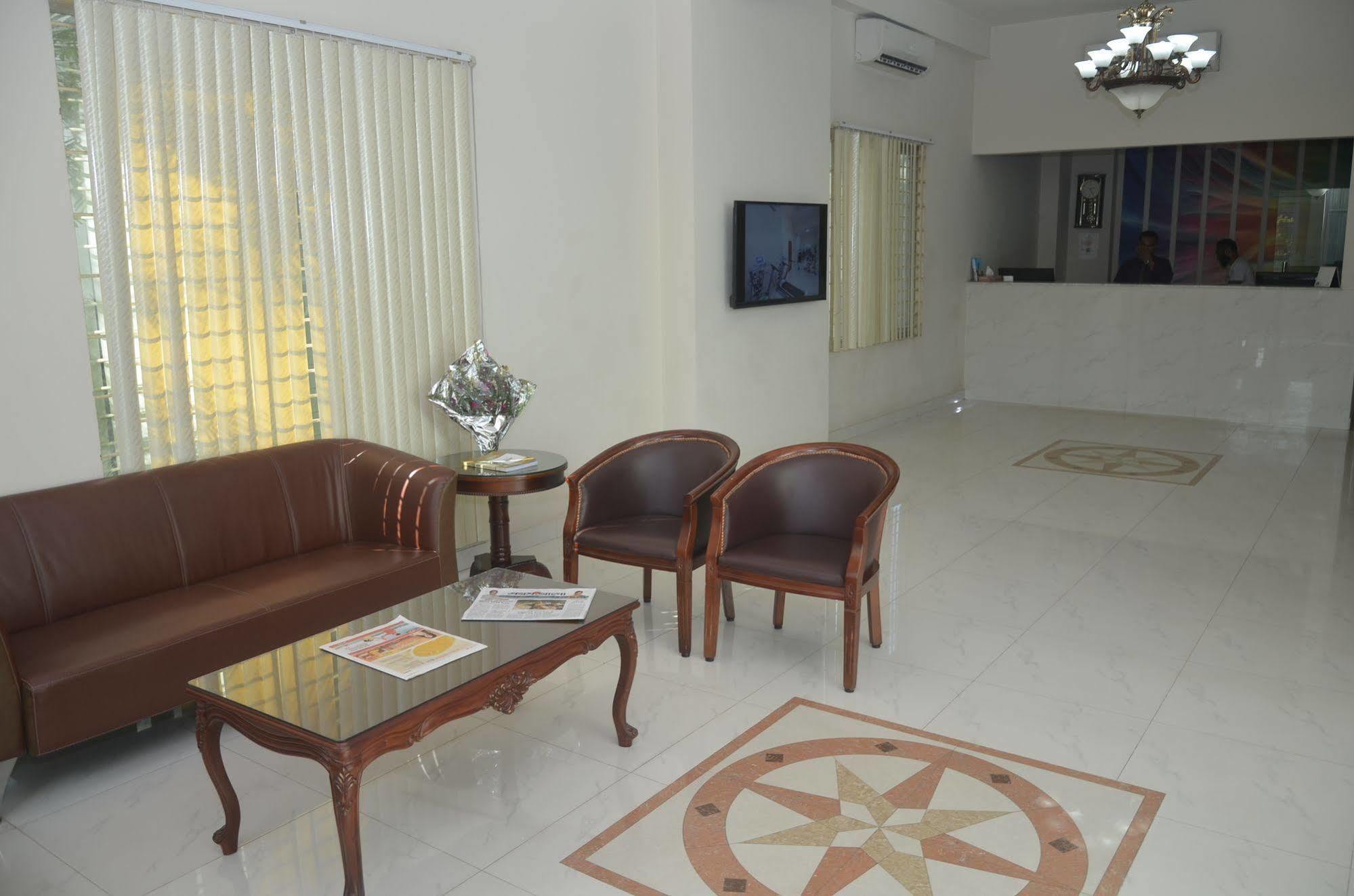 La Rose Hotel Sylhet Buitenkant foto