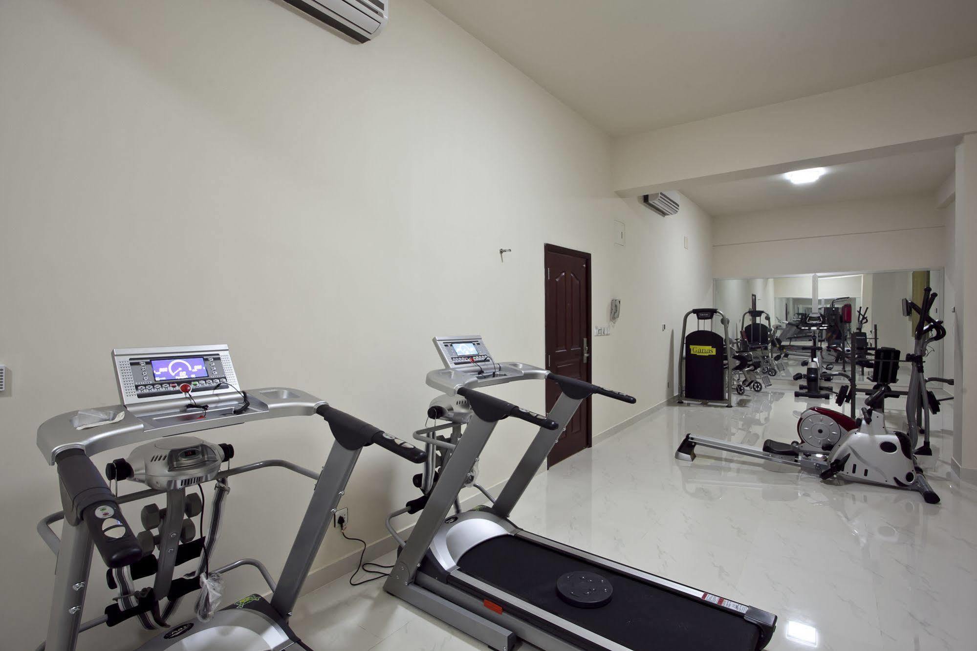 La Rose Hotel Sylhet Buitenkant foto