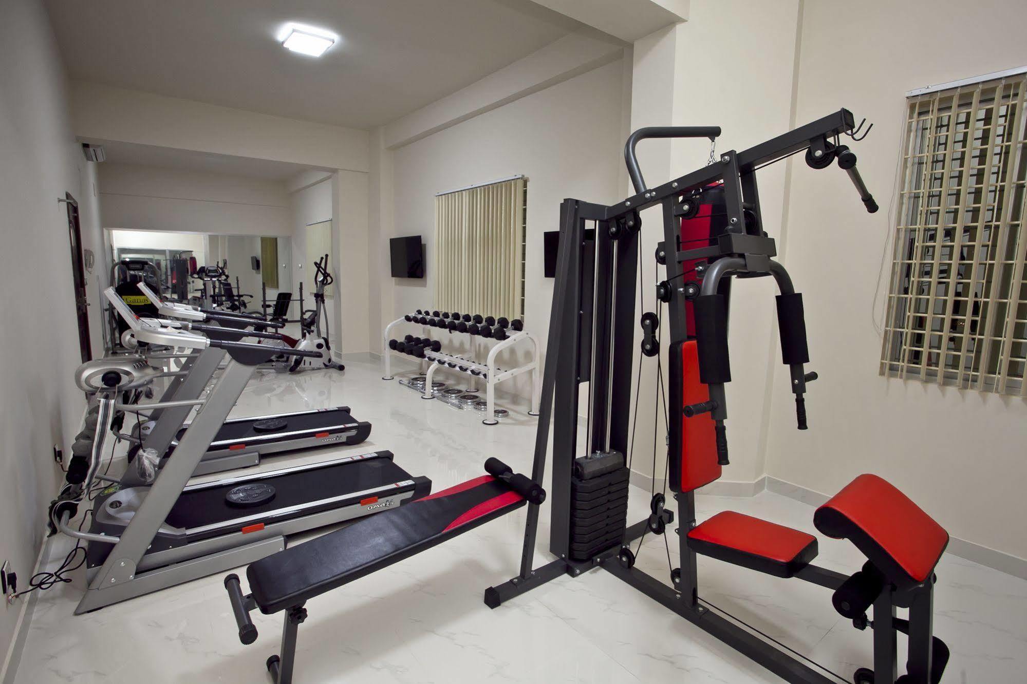La Rose Hotel Sylhet Buitenkant foto